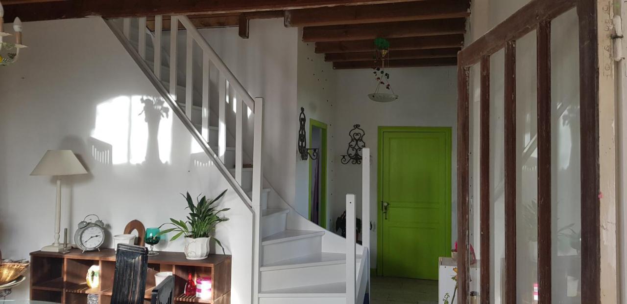 Maison Chaleureuse Et Familiale. Nalliers  Exteriör bild