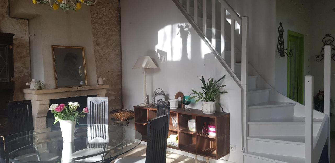 Maison Chaleureuse Et Familiale. Nalliers  Exteriör bild