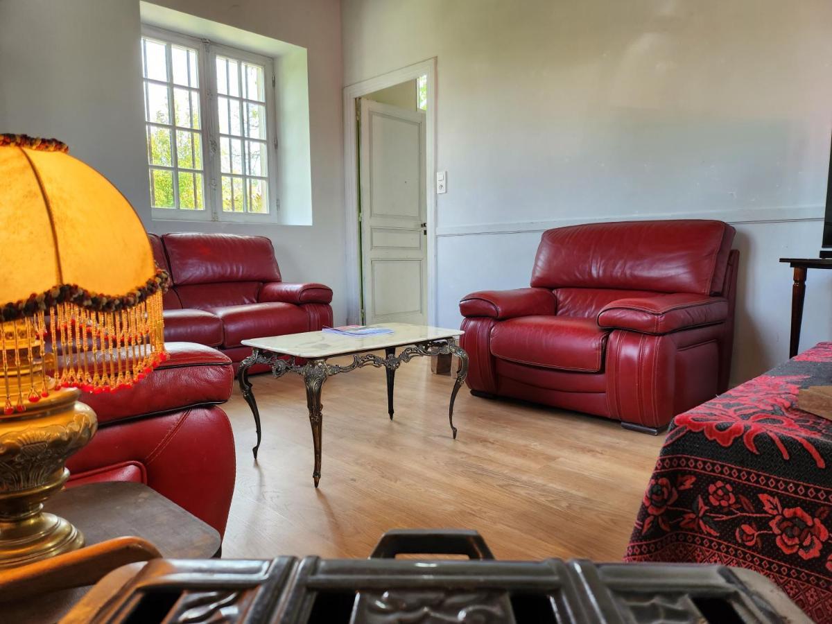 Maison Chaleureuse Et Familiale. Nalliers  Exteriör bild